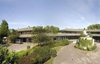 Country Hotel Borromeo Peschiera Borromeo Buitenkant foto